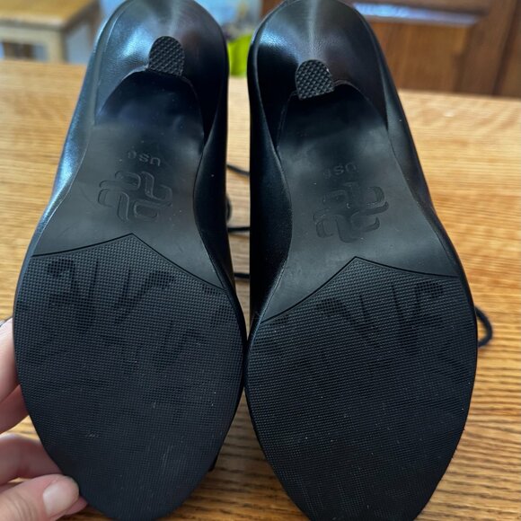 Burju Oliviya - Black, Rubber Sole Open Toe Cut Out Bootie - Size: 6 US - Picture 3 of 9